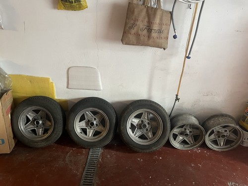 Set cerchi a s per - set, da